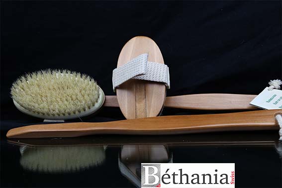 brosse à dos pour le bain